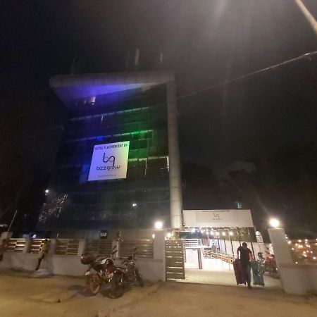 Fluorescent By Bizzgrow Hotels International Airport - Formerly Known As Byaris International Bombay Esterno foto