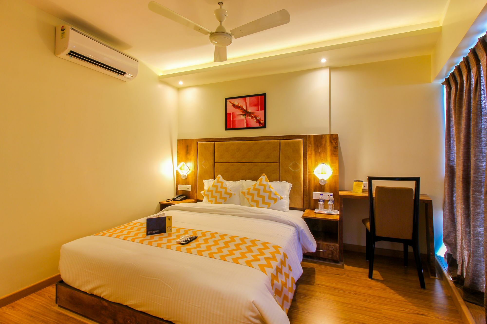 Fluorescent By Bizzgrow Hotels International Airport - Formerly Known As Byaris International Bombay Esterno foto