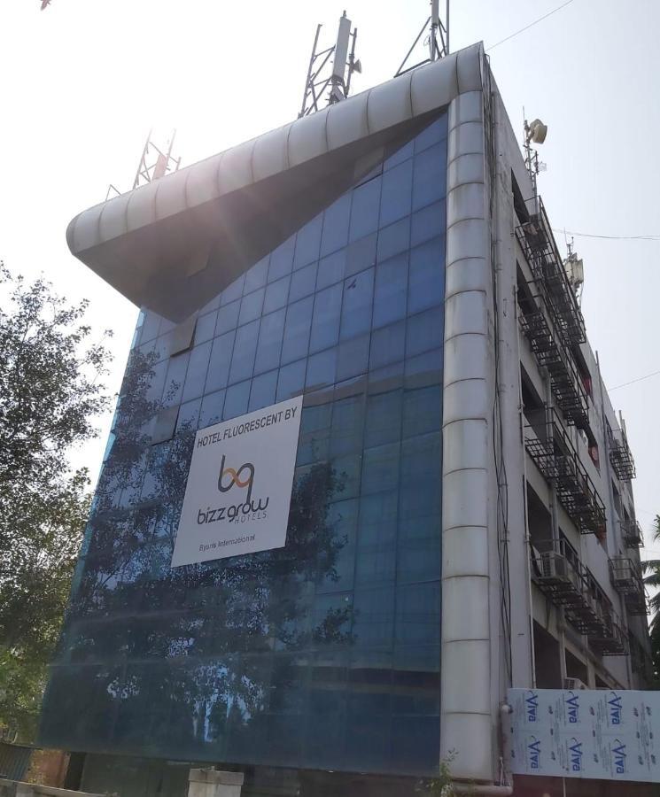 Fluorescent By Bizzgrow Hotels International Airport - Formerly Known As Byaris International Bombay Esterno foto