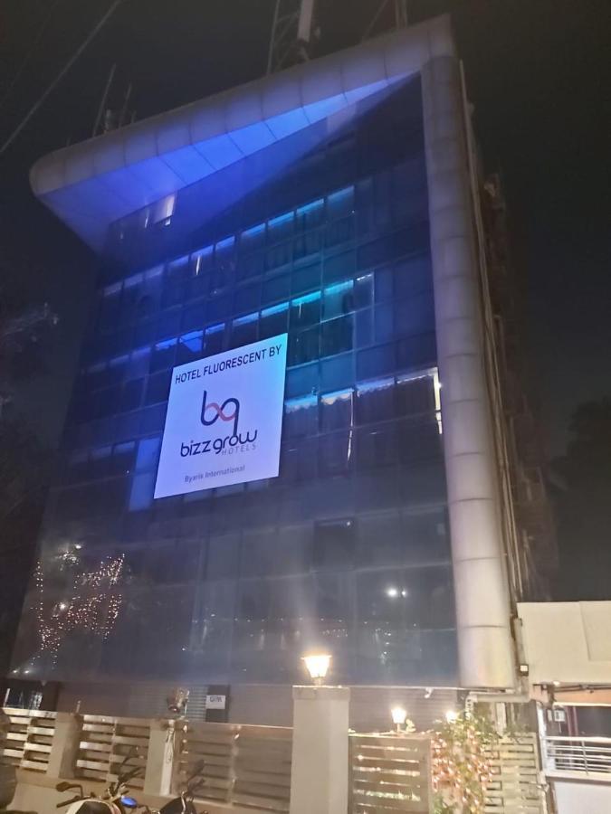 Fluorescent By Bizzgrow Hotels International Airport - Formerly Known As Byaris International Bombay Esterno foto